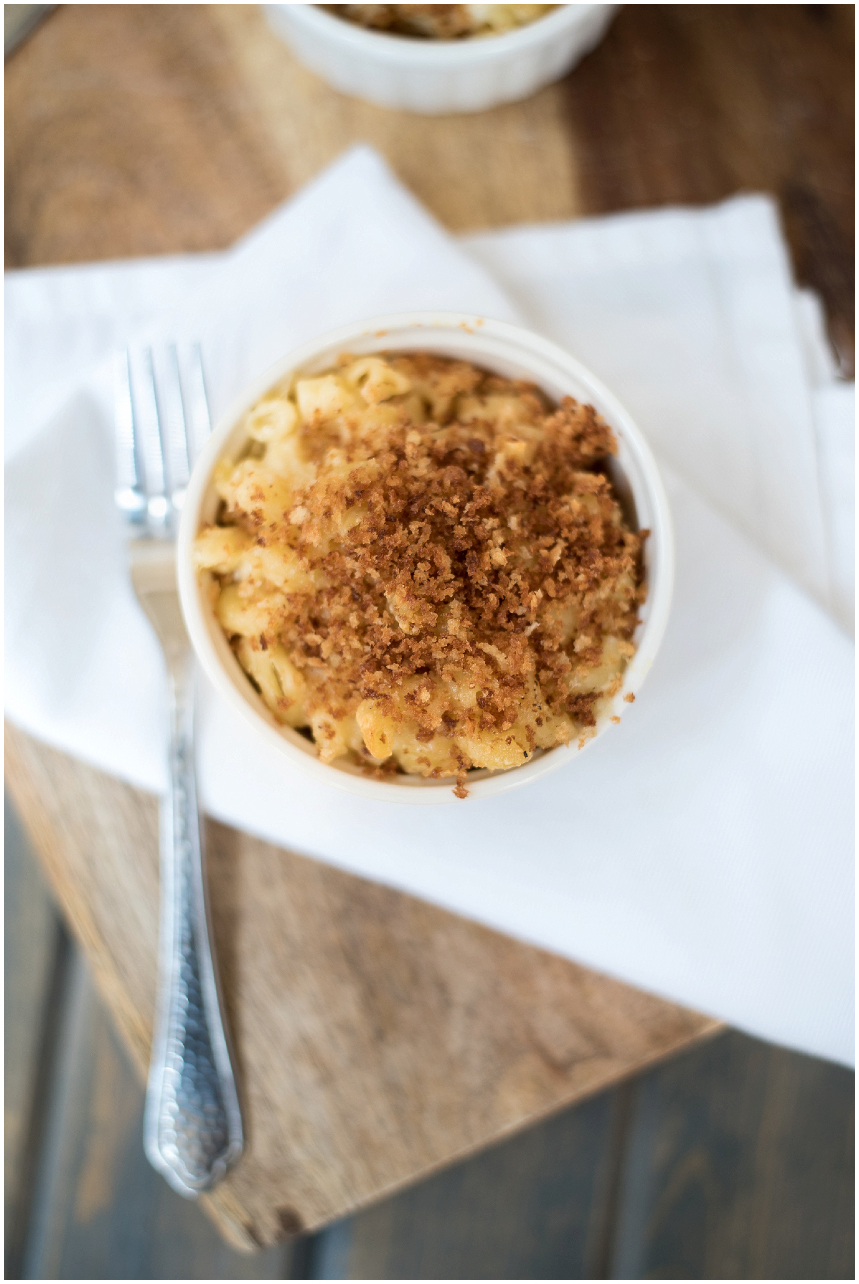 The occasional Sunday calls for delicious, cheesy, comfort food. That's where this White Cheddar Macaroni and Cheese recipe comes in. www.thenewmrsallen.com