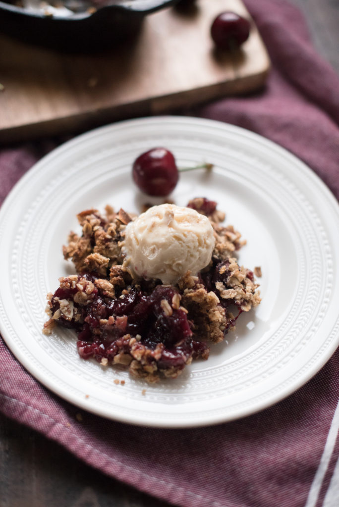 This almond cherry crisp uses fresh, cherries, slightly sweetened & is topped with a nutty, crunchy crust made with sliced almonds, oatmeal and brown sugar.