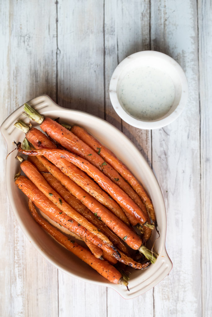 Life is busy, summer is short and we need FAST, EASY, DELICIOUS side dishes. Add the honey herb roasted carrots to your next meal! 